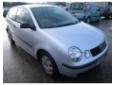 vindem aripa dreapta fata vw polo 9n