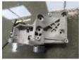 suport alternator opel insignia an 2009-2013 55562862