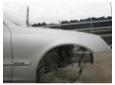 vindem aripa dreapta fata mercedes c 270