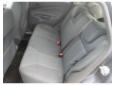 vindem bancheta spate ford fiesta 1.4 16v 97cp