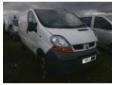 vindem far si stop pentru renault trafic 1.9dci