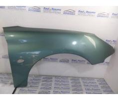 aripa dreapta fata peugeot 206 an 2003