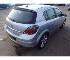 aripa stanga spate z18xep opel astra h
