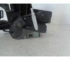 broasca dreapta fata ford fiesta 1.6tdci 8a6a-a21813-ad