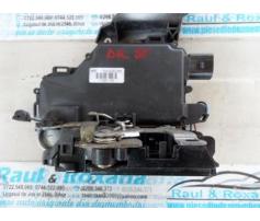broasca dreapta spate skoda superb 1.9tdi 101cp avb y3b4839016m
