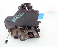 broasca dreapta spate vw jetta 1.6tdi cay 7l0839016d