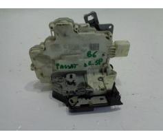 broasca dreapta spate vw passat b6 1.9tdi combi bxe 3c4839016a