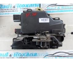broasca stanga spate skoda superb 1.9tdi 101cp avb y3b4839015m