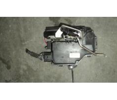 broasca usa fata audi a4   2000-2004