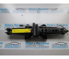 cric ford focus 2 an 2004-2008 6m5117080ab