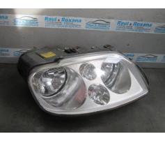 far dreapta vw touran 2.0tdi