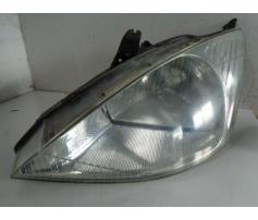 far stanga ford focus 1