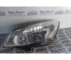 far stanga opel insignia 2.0cdti
