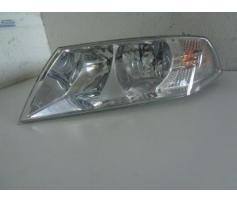 far stanga skoda octavia 2