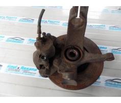 fuzeta dreapta ford focus 2 1.8b cod 3m513k170