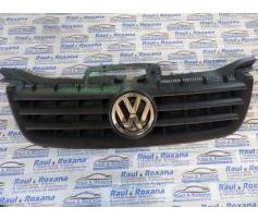 grila fata vw touran 1.9tdi