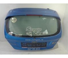 hayon spate ford fiesta 1.6tdci