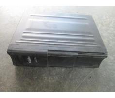 magazie cd peugeot 607 limusina cod 9655259980
