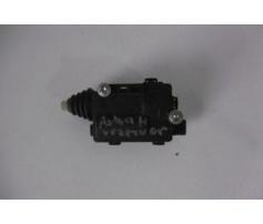 motoras deschidere rezervor opel astra h 13208157