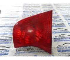 stop dreapta capota audi a4 2.0fsi