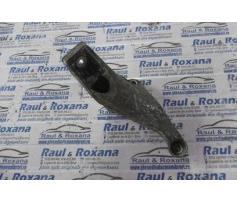 suport motor stanga audi a4 2.0tdi 8e0199307s
