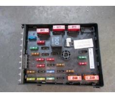 tablou sigurante vw passat 2.0tdi bmn oe 3c0971249