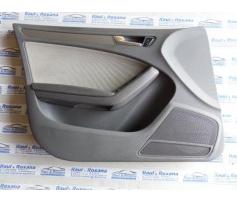 tapiterie usa stanga spate audi a4 2.0tdi cag