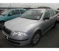 vindem aripa stanga fata de skoda octavia 2 1z combi