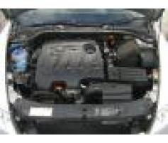 vindem aripa stanga fata de skoda octavia combi