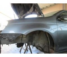 vindem aripa stanga fata vw jetta 2.0tdi bkd