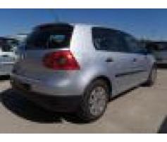 vindem baie ulei de vw golf 5 1.9tdi bls an 2007