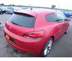 vindem broasca usa fata pentru vw scirocco 2.0tdi originala an 2010