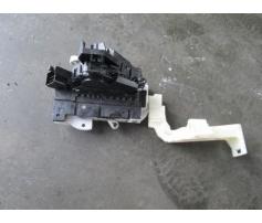 vindem broasca usa spate ford mondeo 2.0tdci n7ba cod 2s4aa21813eb