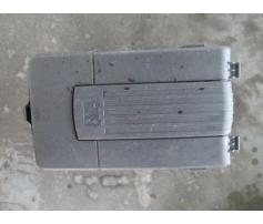 vindem carcasa baterie 1k0915443c vw golf 5 plus 1.9tdi bxe