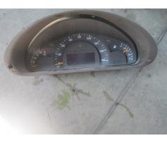 vindem ceas bord mercedes c 220 cdi cod a20354073 an 2001-2006