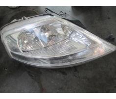 vindem far dreapta citroen c3 1.4hdi 8hy