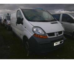 vindem far si stop pentru renault trafic 1.9dci