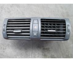 vindem grila aerisire 705918912 bmw 118 2.0d