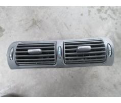 vindem grila aerisire a2038300354 mercedes c 220 cdi 2000-2005