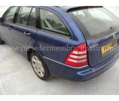 vindem  piese auto mercedes c 220 cdi