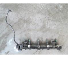 vindem rampa injectoare 1c1036067 ford focus 2 1.6b shda