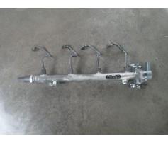vindem rampa injectoare a6110700095 mercedes c 220 cdi 2000-2005