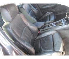vindem scaune fata bmw 118 2.0d