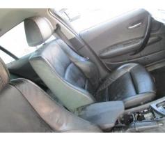 vindem scaune fata bmw 120