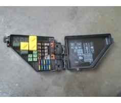 vindem tablou sigurante yqe00037or land rover freelander 1.8b