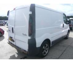 vindem usa fata renault trafic 1.9dci din dezmembrare