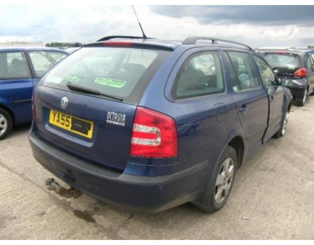 broasca usa spate skoda octavia 2