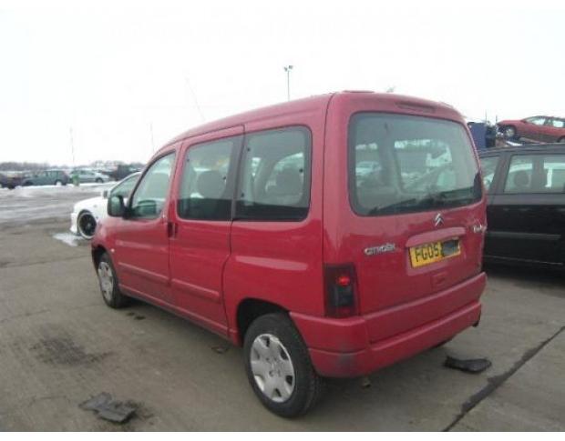 aripa dreapta fata citroen berlingo 1900d. wjy