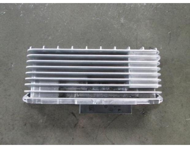 amplificator sunet audi a4 2.0tdi cmfa 8t0035223ad