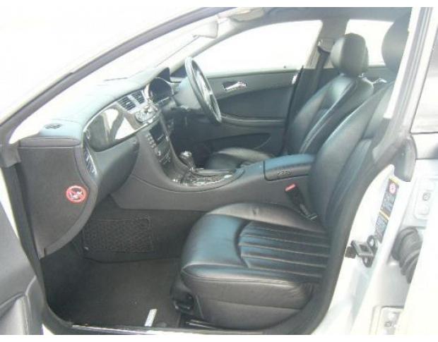 ansamblu stergator mercedes cls 320cdi